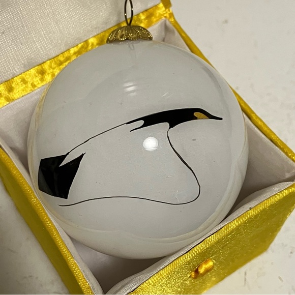 Benjamin Chee Chee Proud Male Glass Christmas Ornament - Picture 4 of 11